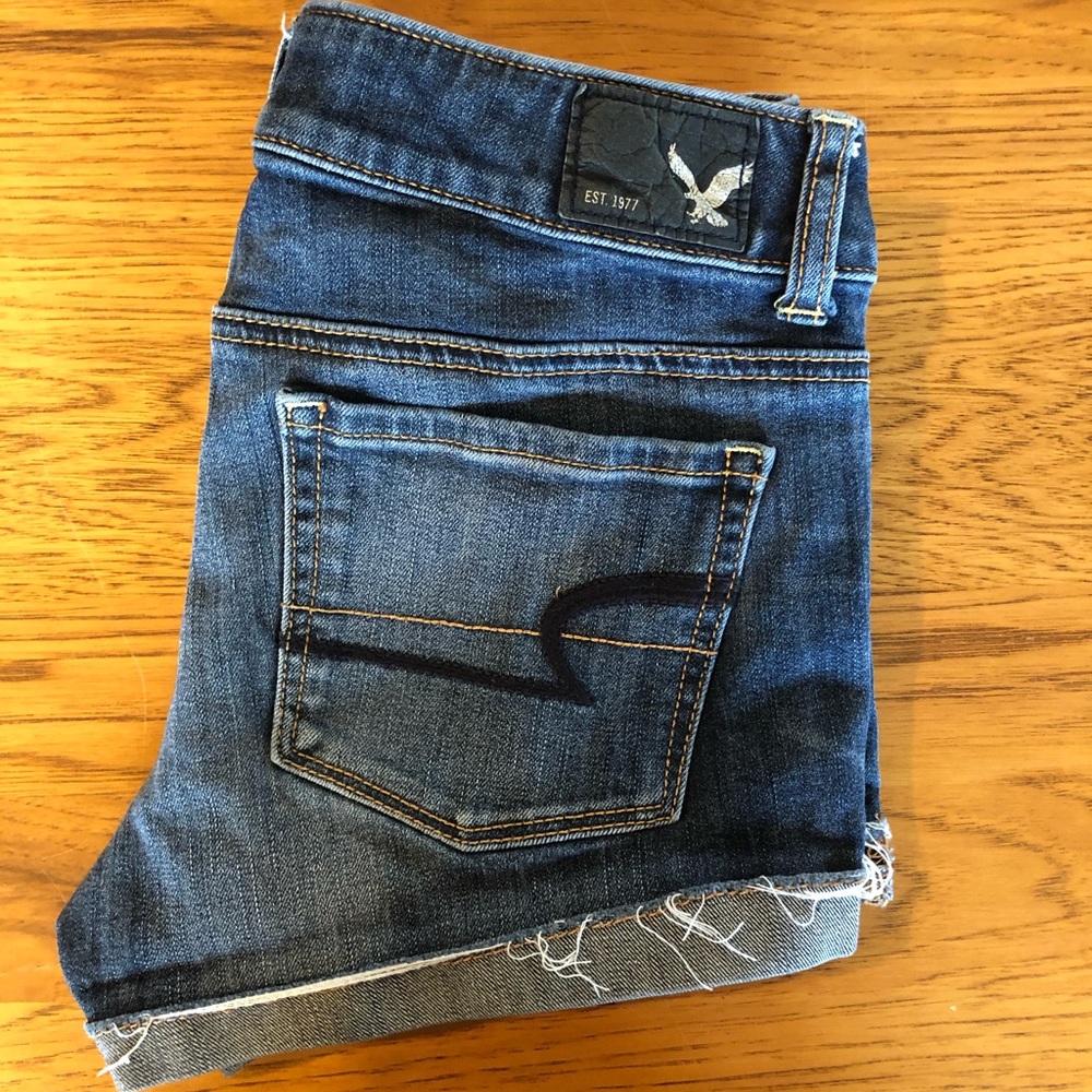American Eagle lightly worn shorts